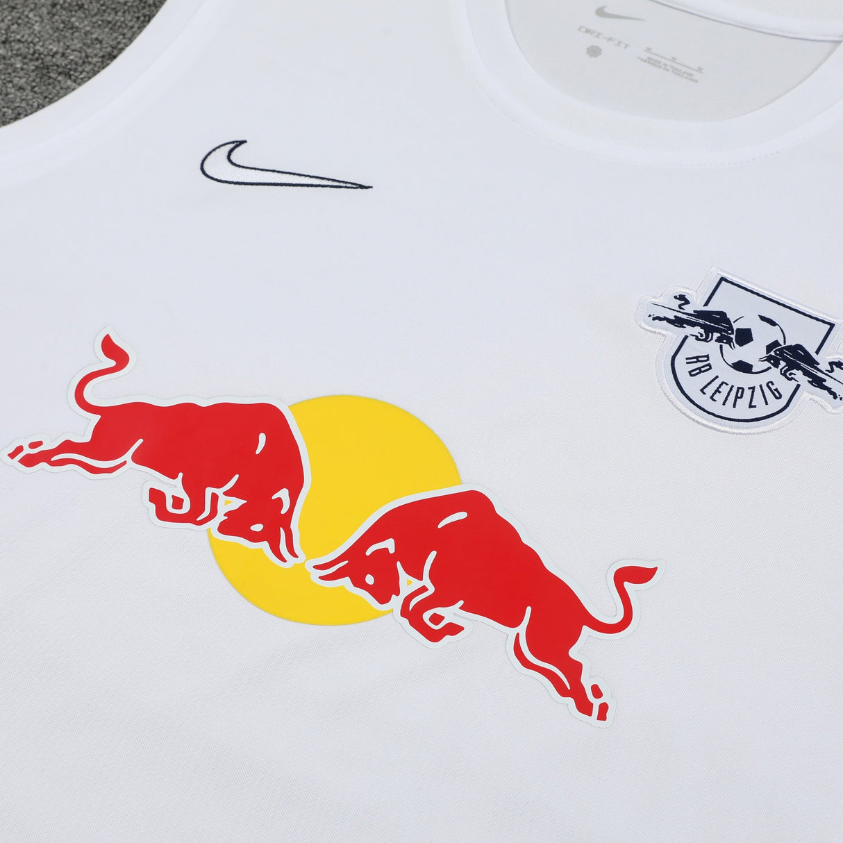 TANK TOP + SHORTS LEIPZG