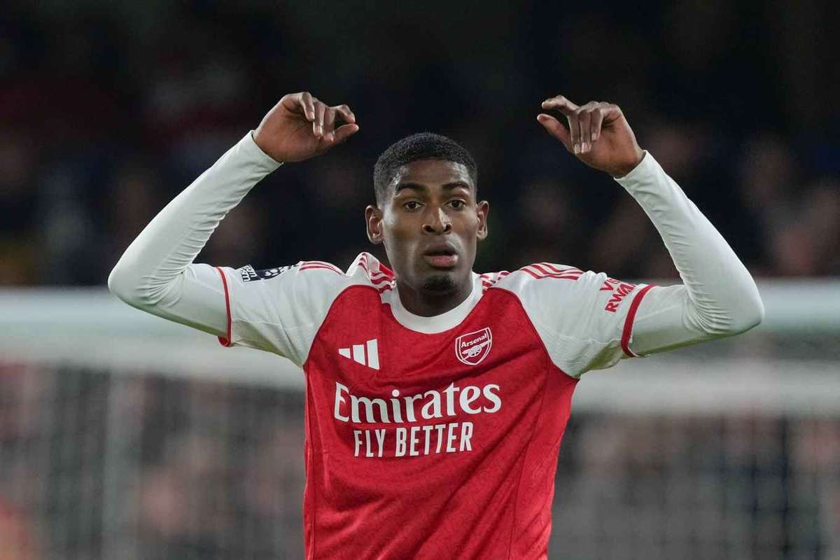 Arsenal hit as Cristhian Mosquera ruled out for six weeks
