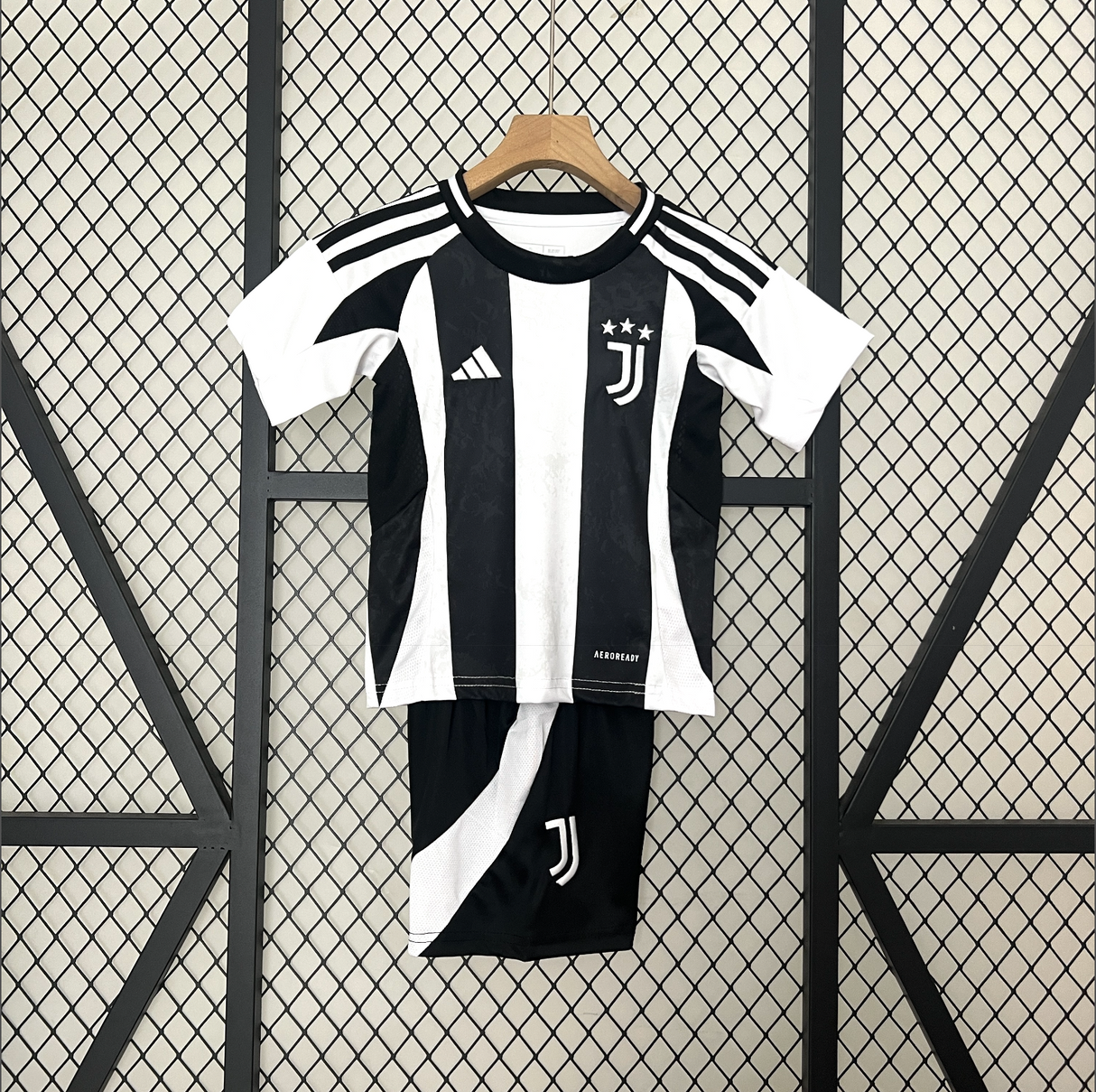 JUVENTUS Kid kit